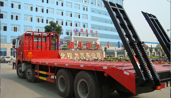 �����������F(tu��n)ƽ���\(y��n)ݔ܇�ı��B(y��ng)�c��B